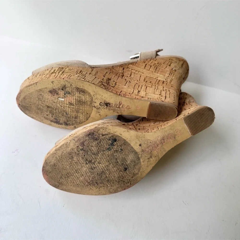 Charles by Charles David Latin Cork Wedge T-Strap Sandal in Nude Suede Size 8